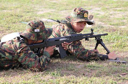 Ini Senjata Produksi Lokal Yang Buat TNI-AD Indonesia Disegani Negara Lain