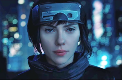 Adu Tembak dan Aksi Gesit Scarlett Johansson di Trailer 'Ghost in the Shell'