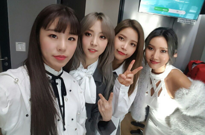 Ramping Banget, Fans Nggak Tega Lihat Kaki Mamamoo Kelewat 'Tipis'