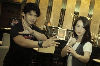 Adu Perut Sixpack Bareng Julie Estele, Bagian Celana Iko Uwais Bikin Netter Mikir Nakal