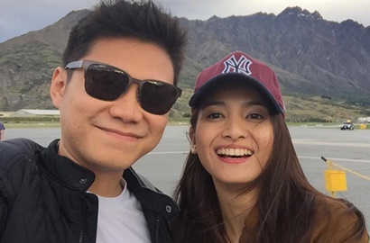 Romantisnya Acha Septriasa Pamer Foto Berendam Bareng Suami Saat Bulan Madu