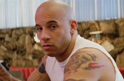 Vin Diesel Terjang Ombak Pakai Motor di Poster 'XXX: The Return of Xander Cage'