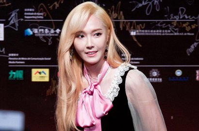 Jessica Jung Buktikan Bisa Tampil Seksi Tanpa Harus Buka-Bukaan