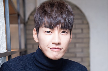 Jarang Ketemu, Kim Young Kwang Sedih Bakal Ditinggal Wamil Kim Woo Bin cs?