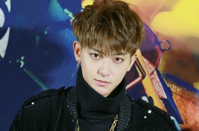 Ambruk di Bandara, Tao Eks EXO Tenangkan Fans Lewat Foto Ini