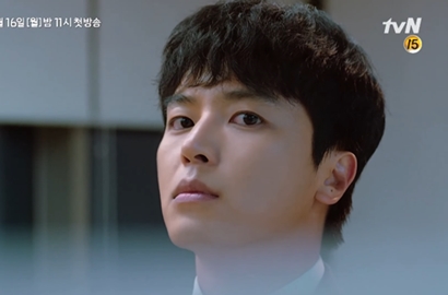 Jadi Bos Pemalu, Yeon Woo Jin Menyebalkan di Teaser Perdana 'Introverted Boss'