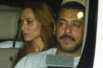 Makin Mesra, Salman Khan Rayakan Natal Bareng Iulia Vantur