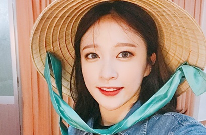 Rayakan Natal Bareng, Ayah-Ibu Hani EXID Curi Perhatian Netter