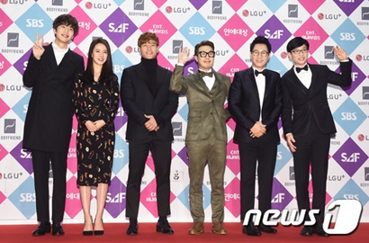 'Running Man' Girang Nonton G-Friend, Song Ji Hyo Malu Abis di SBS Entertainment Awards