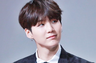 Sedih Absen di SBS Gayo Daejun, Suga Malah Iseng Unggah 
