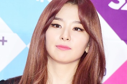 Takut Dalaman Ngintip, Aksi Manis Seulgi ke Red Velvet Tuai Pujian