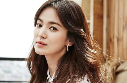 Menang Lawan J.Estina, Song Hye Kyo Donasikan Uang Kompensasi