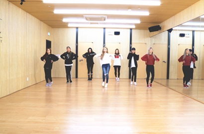Manjakan Fans, Jessica Rilis Video Latihan Dance 'Wonderland'