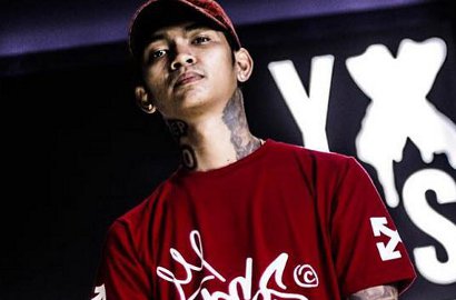 Dituding Ngambek dan Memaki Penonton Saat Manggung, Young Lex Beri Klarifikasi