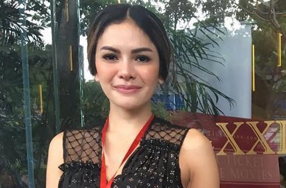 Bagian Dada Nyembul, Nikita Mirzani Jalan-Jalan ke Mall Tanpa Bra?