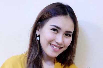 Ayu Ting Ting Pulang dari Umroh Mual-Mual, Netter: Hamil Atau Iri Raffi dan Nagita Mesra?