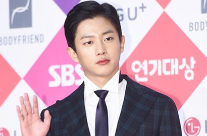 Kim Min Suk Ngaku Aslinya Khawatir Cukur Kepala di 'Doctors'