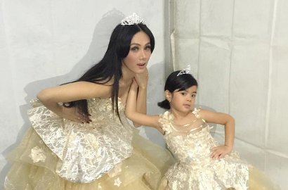 Belajar Pakai Pensil Alis, Gaya Duduk Safeea Putri Mulan Jameela Banjir Cibiran