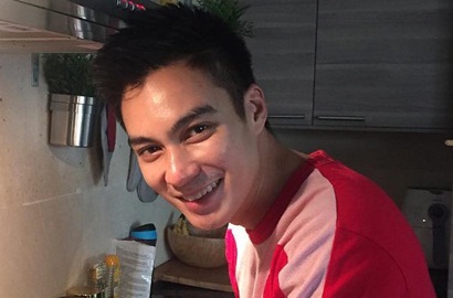 Unggah Foto Ini, Baim Wong Kini Banting Setir Jadi Penjual Tahu Gejrot?
