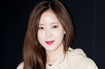 Obati Kangen Fans, Seksinya Hyomin Pakai Dress Semi Transparan