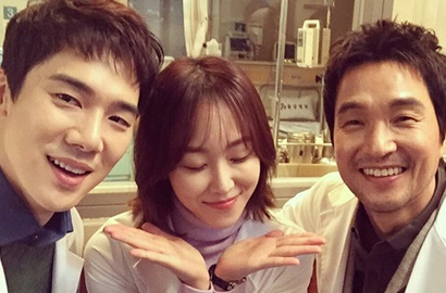 Asosiasi Perawat Korea Kirimi Makanan untuk 'Romantic Doctor' Gara-Gara Ini?