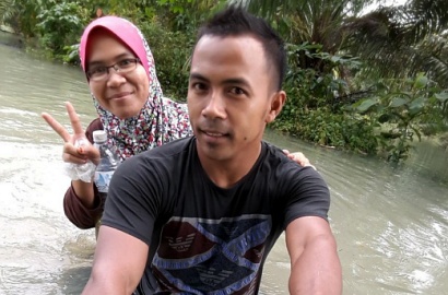 Video Viral, Intip Aksi Motor Butut Hasil Modifikasi Pria Ini Taklukkan Banjir