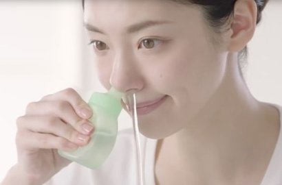 Gunakan Model Cantik, Iklan Pembersih Hidung Ini Bikin Heboh Netizen