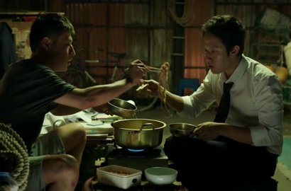 Emosional, Jung Woo-Kang Ha Neul Nangis Hingga Pelukan di Trailer 'Retrial'