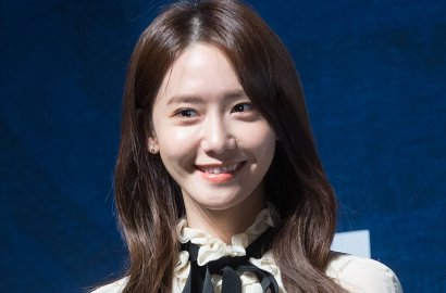 Makin Cantik dengan Rambut Hitam, Foto Yoona Ini Sukses Bikin Netter Gila