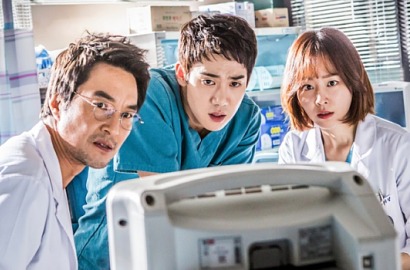 'Romantic Doctor' Dihadiahi Liburan, Seo Hyun Jin Justru Absen