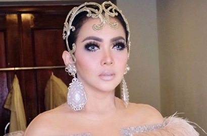 Duet Bareng, Syahrini Girang Bakal Dibuatkan Lagu Oleh Rick Price