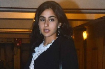 Siap Debut di Bollywood, Siapa Guru Sara Anak Tiri Kareena Kapoor?