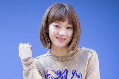Biasanya Judes, Lee Sung Kyung Senang Jadi Manis di 'Weightlifting Fairy'