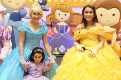 Pakai Gaun Disney Princess Nan Anggun, Adik Ayu Ting Ting Malah Diledek Hamil