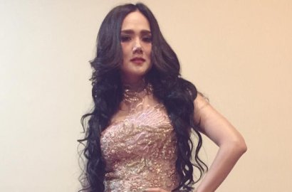 Kebaya Mulan Jameela Mirip Jualan Online Shop, Netter Beri Cibiran Pedas