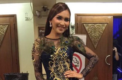 Ayu Ting Ting Galau Sendiri Tanpa Raffi dan Pamer Ketiak, Netizen: Mukanya Kayak Laki