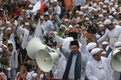 Gelar Aksi Unjuk Rasa di Mabes Polri, Ini Tuntutan FPI