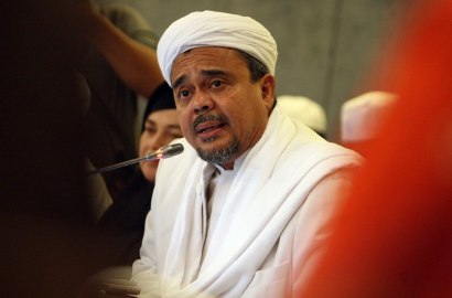 Hansip Ini Laporkan Rizieq Shihab ke Polisi Karena Singgung SARA