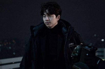Dingin-Dingin, Gong Yoo Serius Syuting 'Goblin' Eps Cabut Pedang