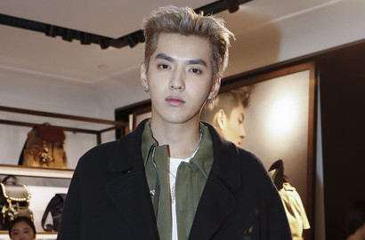 Dongkrak Penjualan, Burberry Puji Popularitas Kris eks EXO