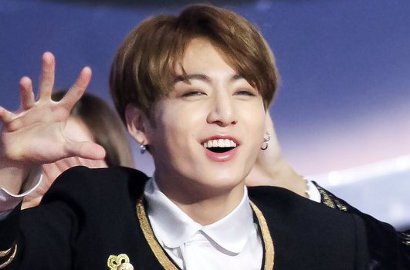 Kumpulkan Sampah Idol Lain, Jungkook Sukses Bikin Netter Makin Jatuh Cinta
