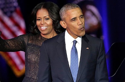 Intip Foto-Foto Barack Obama dan Michelle Pamer Kemesraan yang Bikin Meleleh