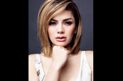 Dikabarkan Dekat, Bule Perancis Ini Banjiri Nikita Mirzani dengan Pujian
