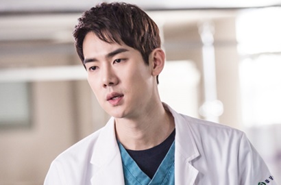 Penulis Naskah Sebut Yoo Yeon Seok Bagus di 'Romantic Doctor' Karena Aktor 'Biasa'