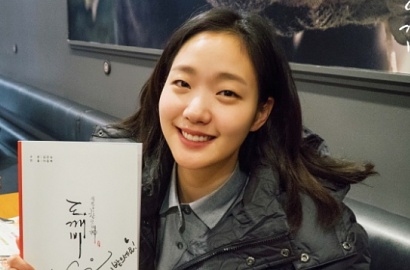 Kelewat Mirip, Reporter JTBC Ini Dibilang Cocok Jadi Kembaran Kim Go Eun