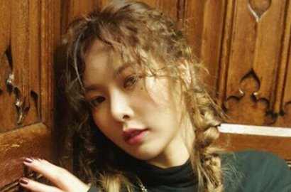 Super Seksi, HyunA Pamer Belahan Dada dan Paha Mulus di Foto-Foto Ini
