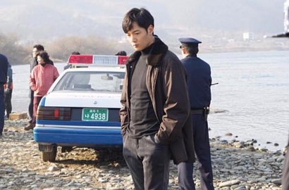 Lama Tak Kelihatan, Intip Choi Jin Hyuk Syuting 'Tunnel' OCN di Musim Dingin