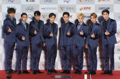 EXO Foto Bareng di Backstage SMA 2017, Pose Chanyeol Ini Bikin Ngakak