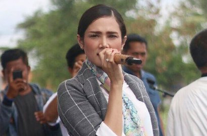Foto Jadul Beredar, Mulan Diledek Punya Kecantikan Palsu