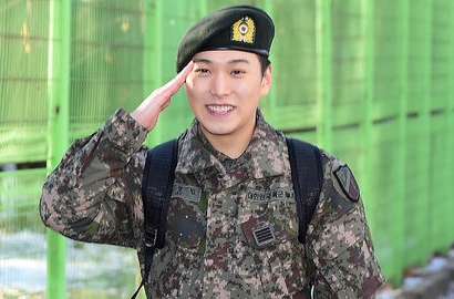 Perdana Usai Keluar Wamil, Sungmin Lagi-Lagi Minta Maaf Soal Menikah